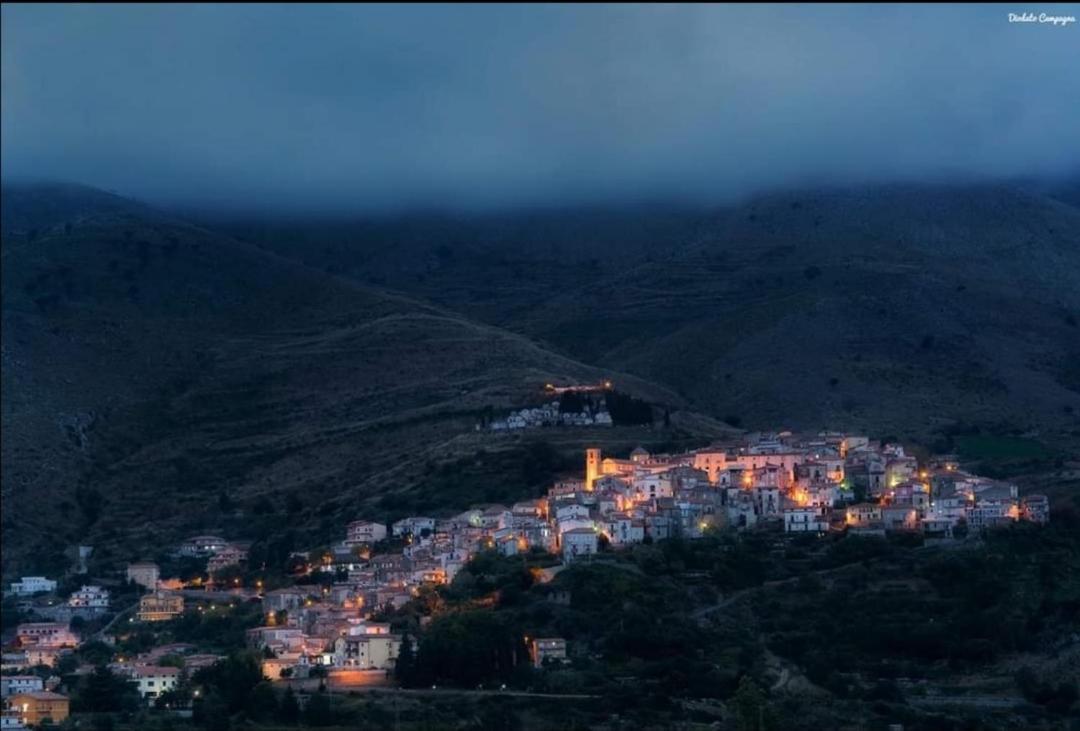 La Rocca Dei Borboni Santa Domenica Talao Exterior foto